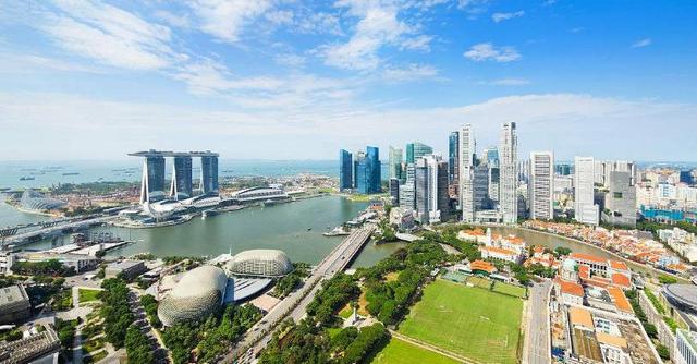 低齡留學(xué)家長要不要陪讀？解讀各國陪讀政策！